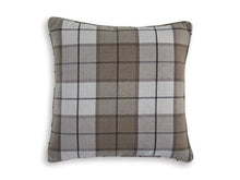 Load image into Gallery viewer, Godricton Pillow (Set of 4)
