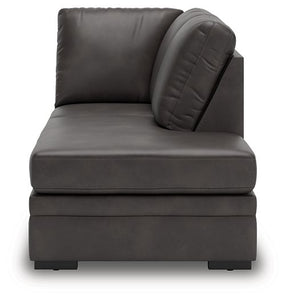 Lofton-Pike Sectional with Chaise - 46 Furniture and Mattress Gallery