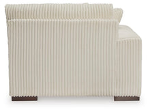 Load image into Gallery viewer, Lindyn Sectional
