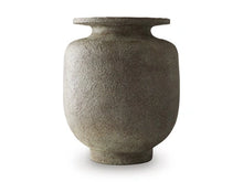 Load image into Gallery viewer, Jedwick Vase
