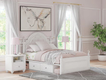 Load image into Gallery viewer, Kozlani Upholstered Bed
