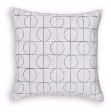 Load image into Gallery viewer, Kydner Pillow (Set of 4)
