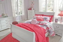 Load image into Gallery viewer, Anarasia Bed
