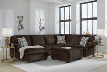 Load image into Gallery viewer, Kimlee Sectional with Chaise
