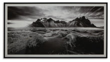 Load image into Gallery viewer, Delstone Wall Art
