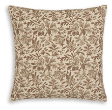 Load image into Gallery viewer, Altmontner Pillow (Set of 4)
