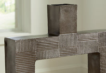 Load image into Gallery viewer, Wrengrove Vase - 46 Furniture and Mattress Gallery
