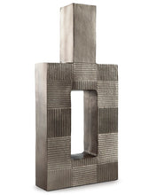 Load image into Gallery viewer, Wrengrove Vase - 46 Furniture and Mattress Gallery
