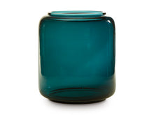 Load image into Gallery viewer, Inisland Vase - 46 Furniture and Mattress Gallery
