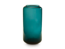 Load image into Gallery viewer, Inisland Vase - 46 Furniture and Mattress Gallery
