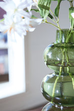 Load image into Gallery viewer, Renethorne Vase - 46 Furniture and Mattress Gallery
