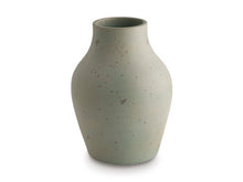Load image into Gallery viewer, Baychester Vase - 46 Furniture and Mattress Gallery
