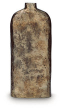 Load image into Gallery viewer, Wallmond Vase - 46 Furniture and Mattress Gallery

