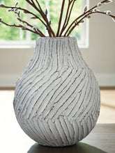 Load image into Gallery viewer, Shelvie Vase - 46 Furniture and Mattress Gallery
