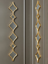Load image into Gallery viewer, Harriswood Accent Mirror Set (Set of 2) - 46 Furniture and Mattress Gallery
