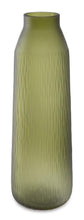 Load image into Gallery viewer, Scottyard Vase - 46 Furniture and Mattress Gallery
