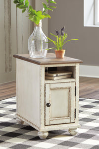 Realyn Chairside End Table - 46 Furniture and Mattress Gallery
