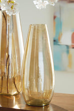 Load image into Gallery viewer, Rhettman Vase - 46 Furniture and Mattress Gallery
