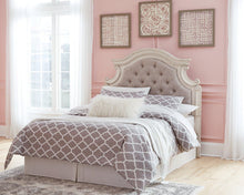 Load image into Gallery viewer, Realyn Bed - 46 Furniture and Mattress Gallery
