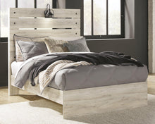 Load image into Gallery viewer, Cambeck Bed - 46 Furniture and Mattress Gallery
