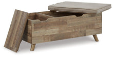 Load image into Gallery viewer, Gerdanet Storage Bench - 46 Furniture and Mattress Gallery

