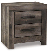 Load image into Gallery viewer, Wynnlow Bedroom Set - 46 Furniture and Mattress Gallery
