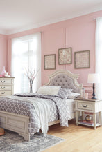 Load image into Gallery viewer, Realyn Bed - 46 Furniture and Mattress Gallery
