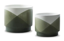 Load image into Gallery viewer, Ardenridge Planter (Set of 2) - 46 Furniture and Mattress Gallery
