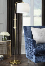 Load image into Gallery viewer, Baronvale Floor Lamp - 46 Furniture and Mattress Gallery

