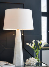 Load image into Gallery viewer, Laurellen Lamp Set - 46 Furniture and Mattress Gallery
