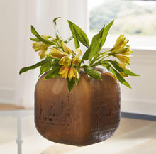 Load image into Gallery viewer, Capard Vase - 46 Furniture and Mattress Gallery
