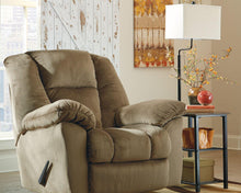 Load image into Gallery viewer, Shianne Floor Lamp - 46 Furniture and Mattress Gallery
