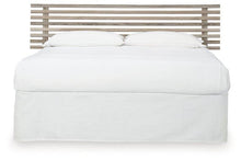 Load image into Gallery viewer, Hasbrick Bed - 46 Furniture and Mattress Gallery

