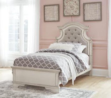 Load image into Gallery viewer, Realyn Bed - 46 Furniture and Mattress Gallery
