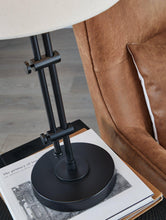 Load image into Gallery viewer, Baronvale Table Lamp - 46 Furniture and Mattress Gallery
