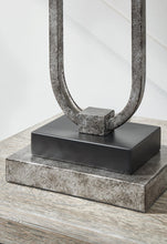 Load image into Gallery viewer, Bennish Table Lamp - 46 Furniture and Mattress Gallery
