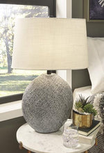 Load image into Gallery viewer, Harif Table Lamp - 46 Furniture and Mattress Gallery
