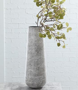 Fynn Vase - 46 Furniture and Mattress Gallery