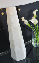 Load image into Gallery viewer, Laurellen Lamp Set - 46 Furniture and Mattress Gallery
