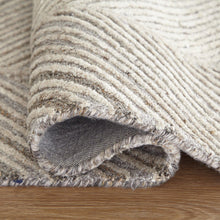 Load image into Gallery viewer, Leaford 5&#39; x 7&#39; Rug - 46 Furniture and Mattress Gallery

