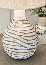 Load image into Gallery viewer, Aleela Table Lamp - 46 Furniture and Mattress Gallery
