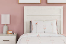 Load image into Gallery viewer, Stelsie Bedroom Set - 46 Furniture and Mattress Gallery
