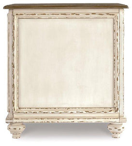 Realyn Chairside End Table - 46 Furniture and Mattress Gallery