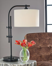 Load image into Gallery viewer, Baronvale Lamp Set - 46 Furniture and Mattress Gallery
