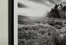 Load image into Gallery viewer, Delstone Wall Art - 46 Furniture and Mattress Gallery
