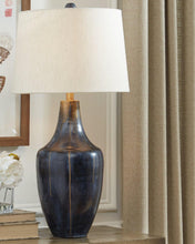 Load image into Gallery viewer, Evania Table Lamp - 46 Furniture and Mattress Gallery
