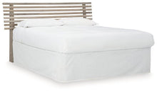 Load image into Gallery viewer, Hasbrick Bed - 46 Furniture and Mattress Gallery
