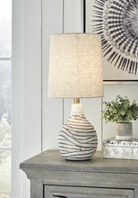 Load image into Gallery viewer, Aleela Table Lamp - 46 Furniture and Mattress Gallery
