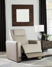 Load image into Gallery viewer, Battleville Living Room Set - 46 Furniture and Mattress Gallery
