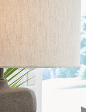 Load image into Gallery viewer, Danacy Table Lamp - 46 Furniture and Mattress Gallery
